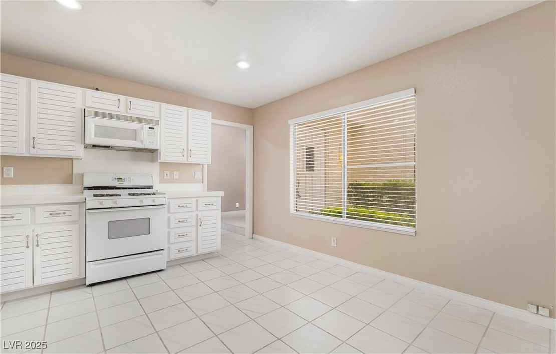 6914 Emerald Springs Lane Property Photo 15
