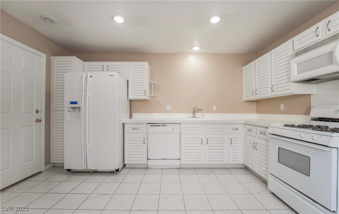 6914 Emerald Springs Lane Property Photo 17