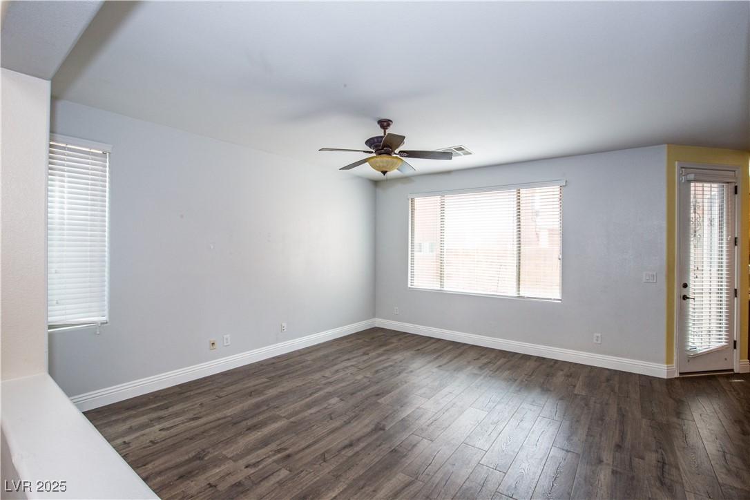 8063 Sundance Valley Drive Property Photo 5
