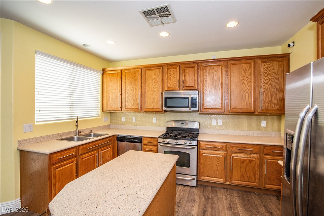 8063 Sundance Valley Drive Property Photo 10