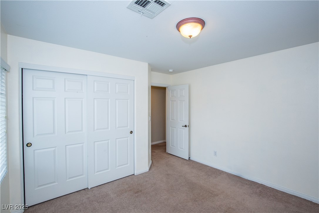 8063 Sundance Valley Drive Property Photo 14