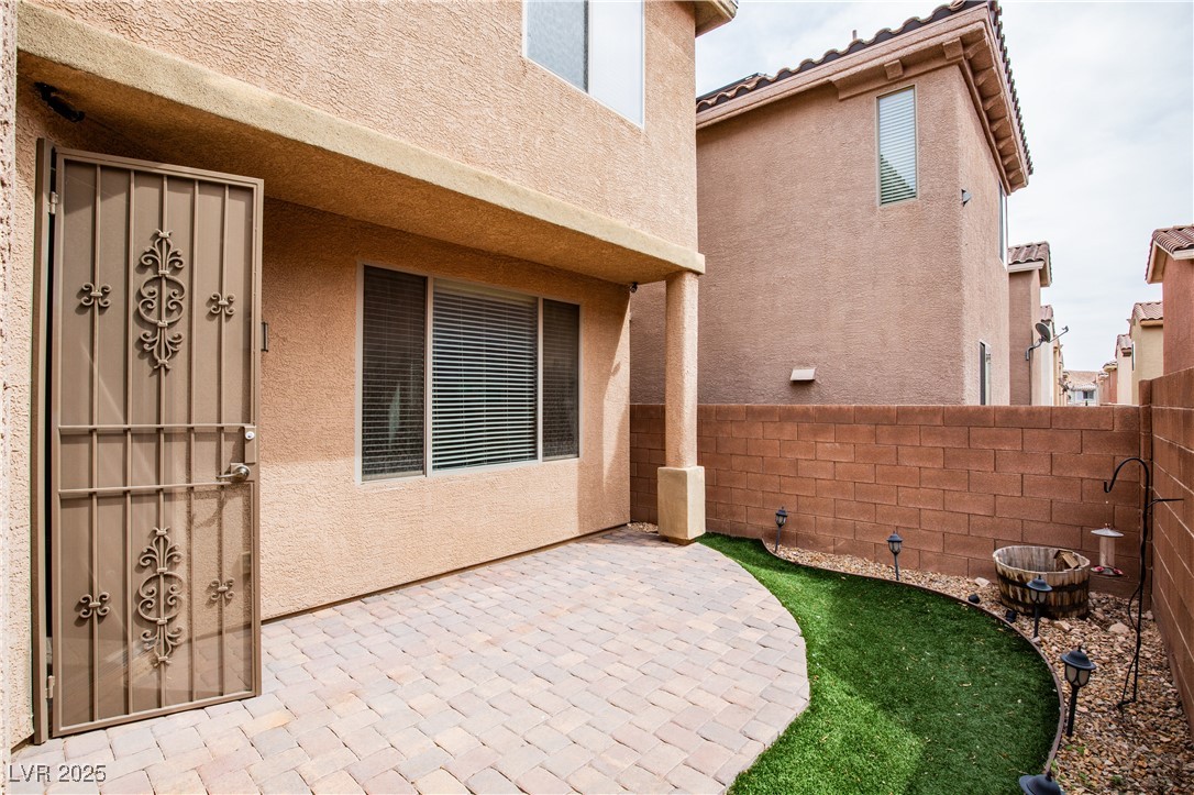 8063 Sundance Valley Drive Property Photo 24