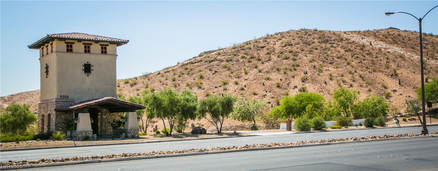 8063 Sundance Valley Drive Property Photo 29