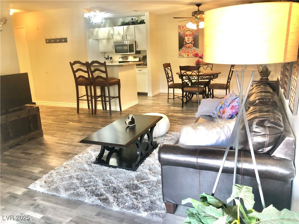2200 South Fort Apache Road 2134 Property Photo 11