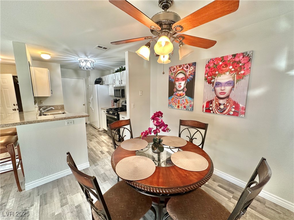 2200 South Fort Apache Road 2134 Property Photo 40