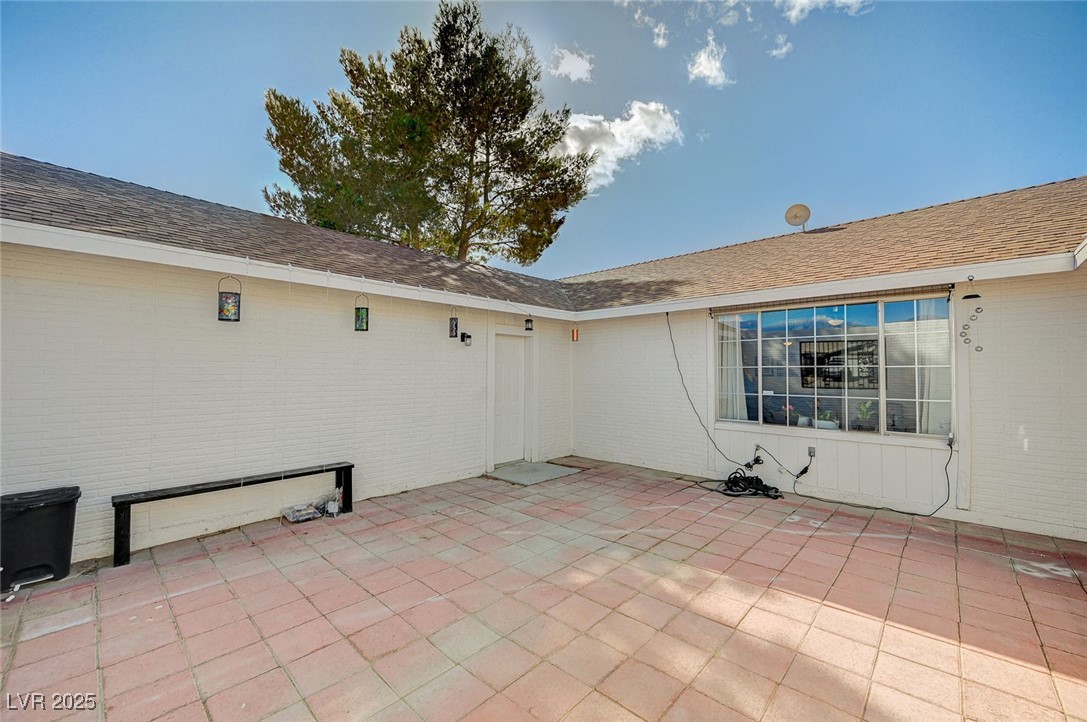 2690 South Dandelion Street Property Photo 5