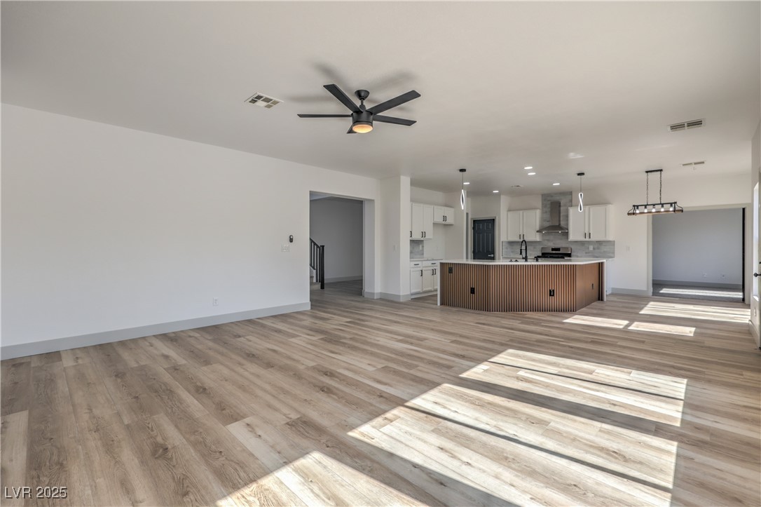 4871 Charlemagne Avenue Property Photo 11