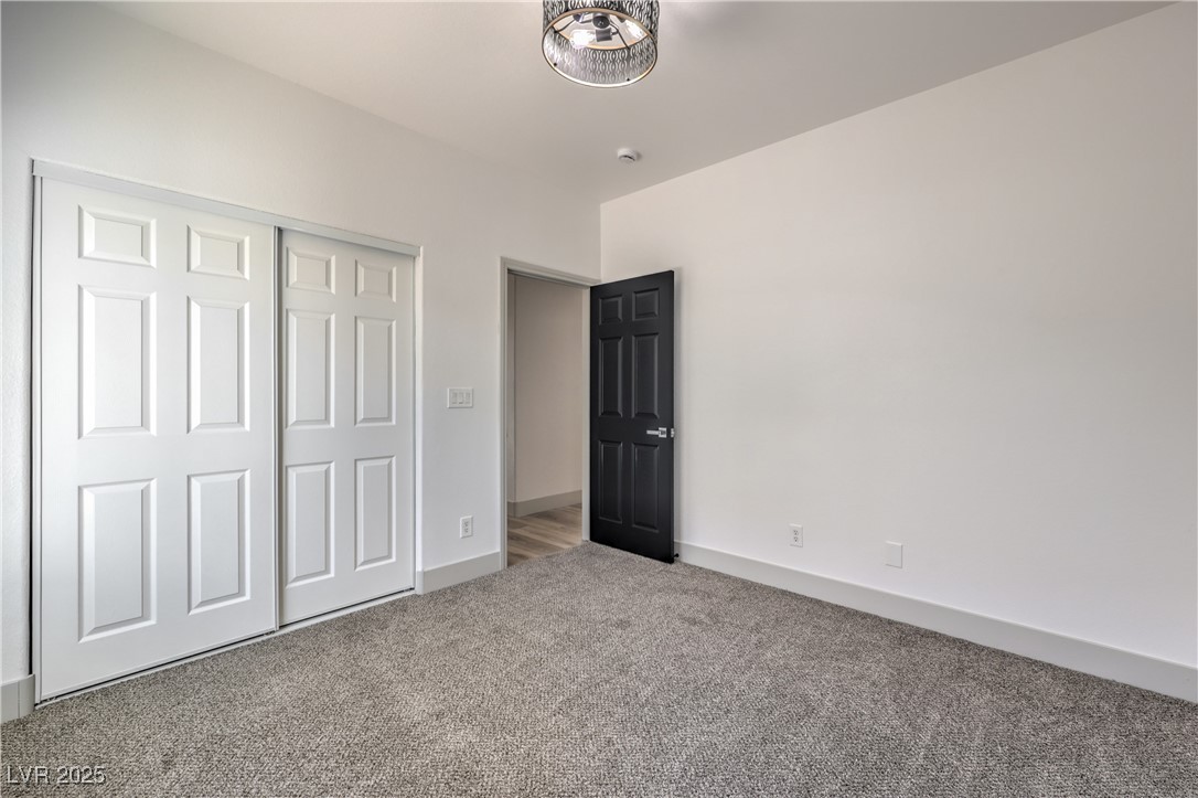 4871 Charlemagne Avenue Property Photo 19