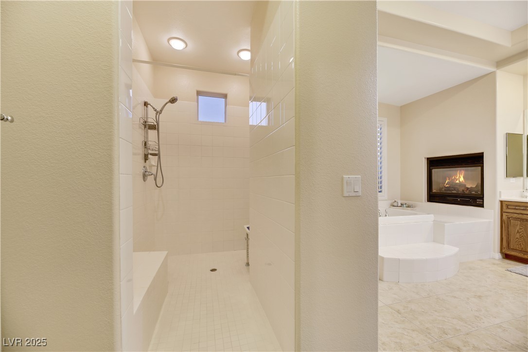 6425 Orto Botanico Court Property Photo 35