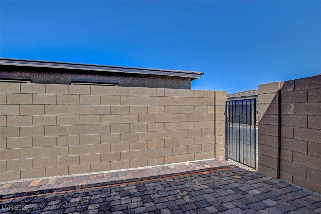 913 Allister Fields Lane Property Photo 32