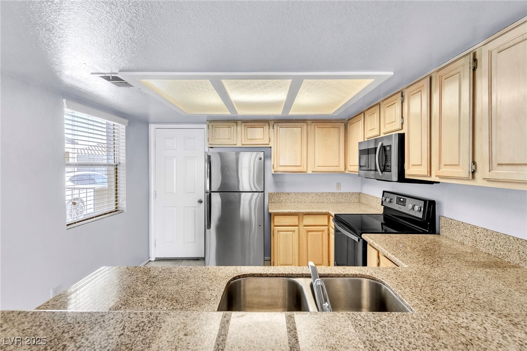 6250 West Flamingo Road 98 Property Photo 10