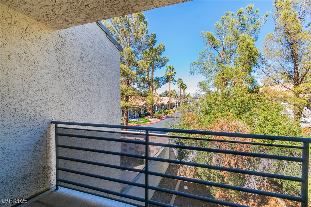 6250 West Flamingo Road 98 Property Photo 29