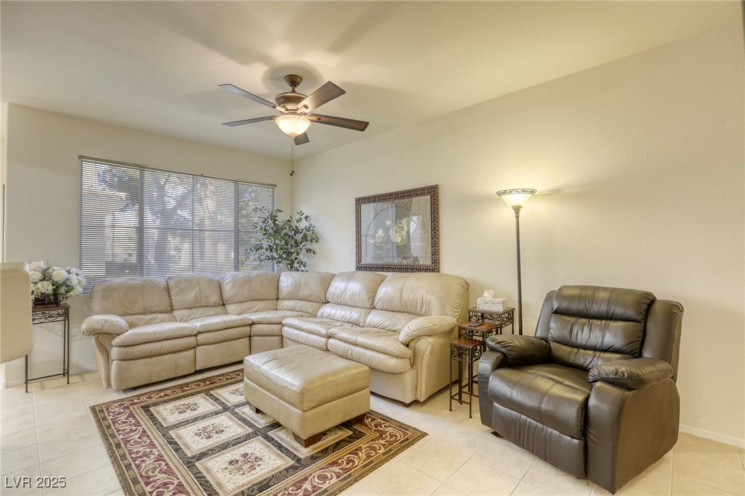 9050 West Warm Springs Road 1022 Property Photo 8