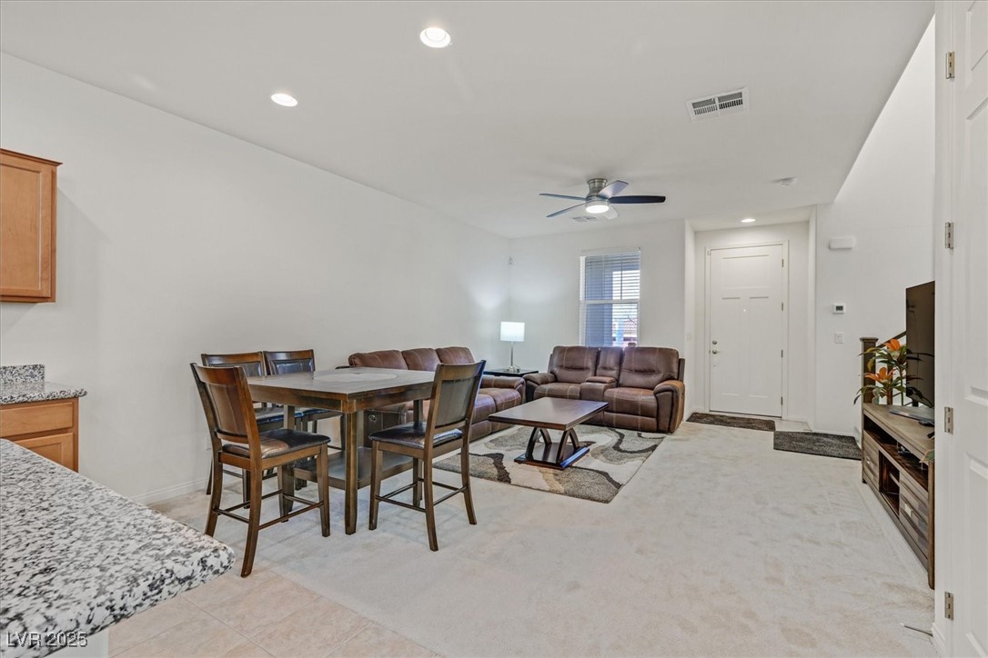 726 North Water Street Property Photo 7