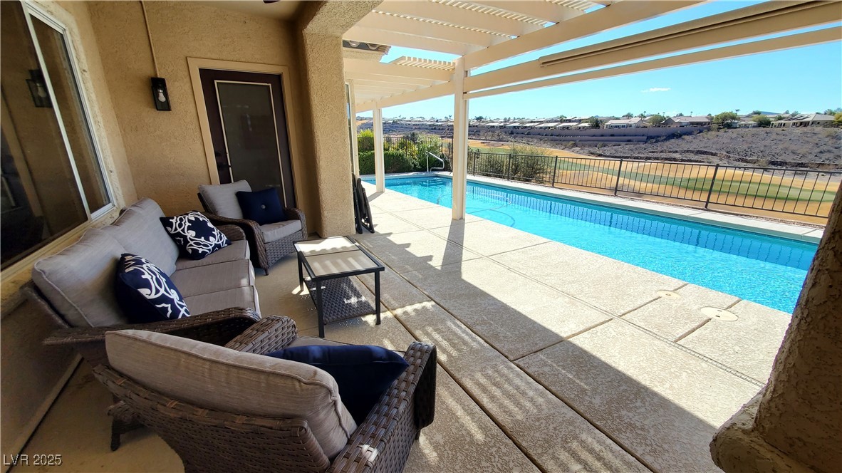 2106 Dipinto Avenue Property Photo 2