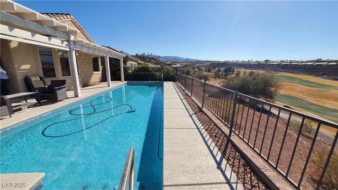 2106 Dipinto Avenue Property Photo 9