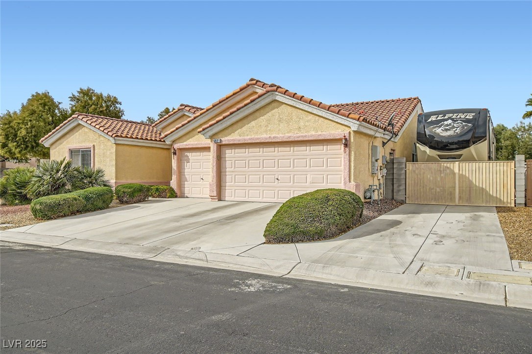 6821 Lark Mist Street Property Photo 1