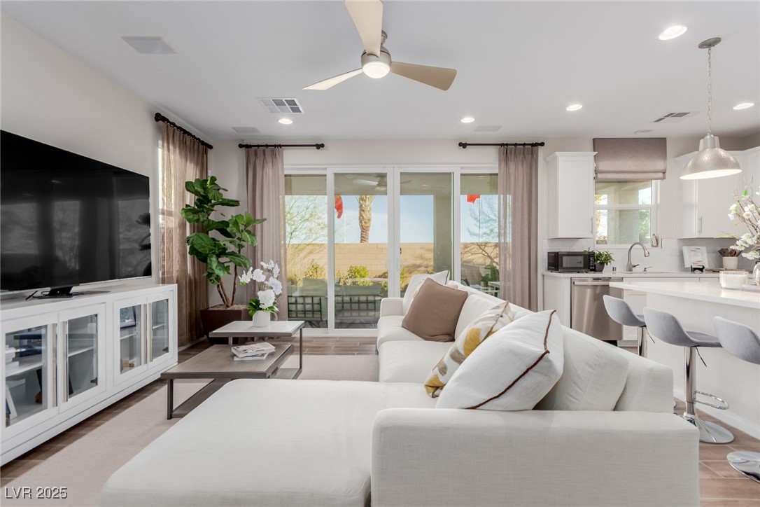 10316 Apefly Street Property Photo 11