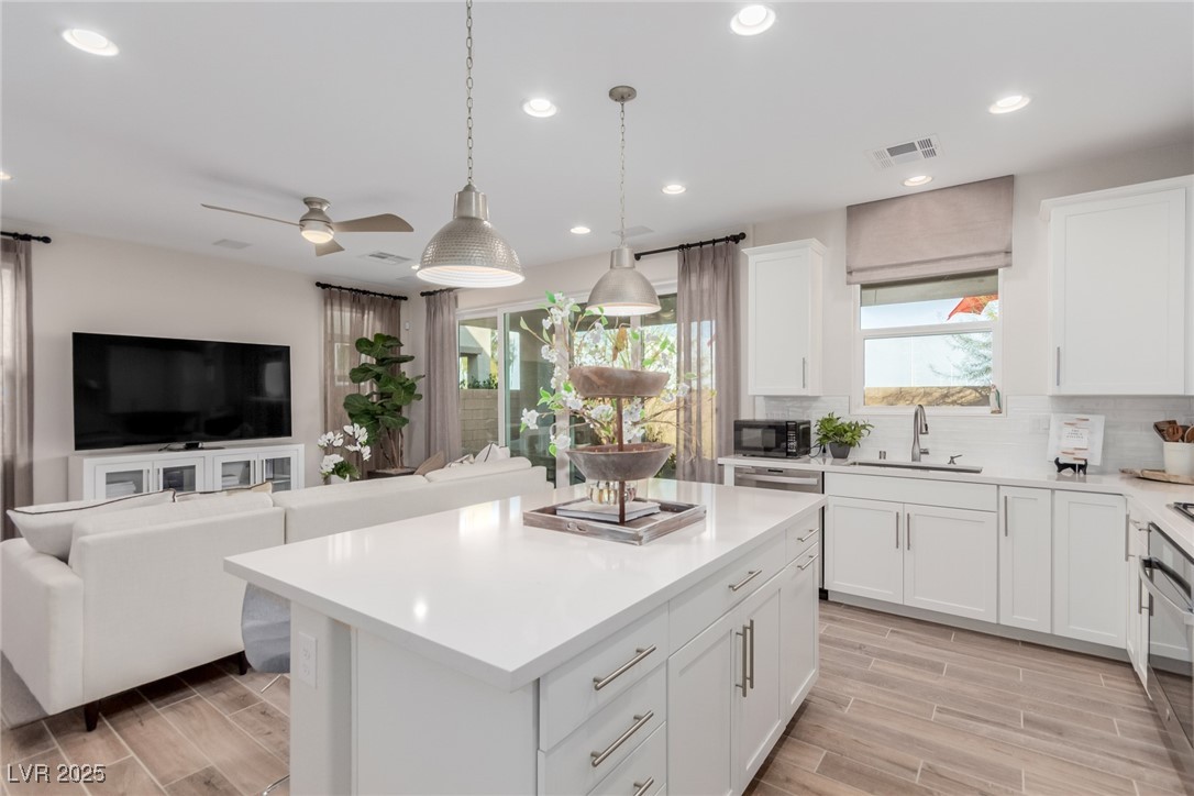 10316 Apefly Street Property Photo 19