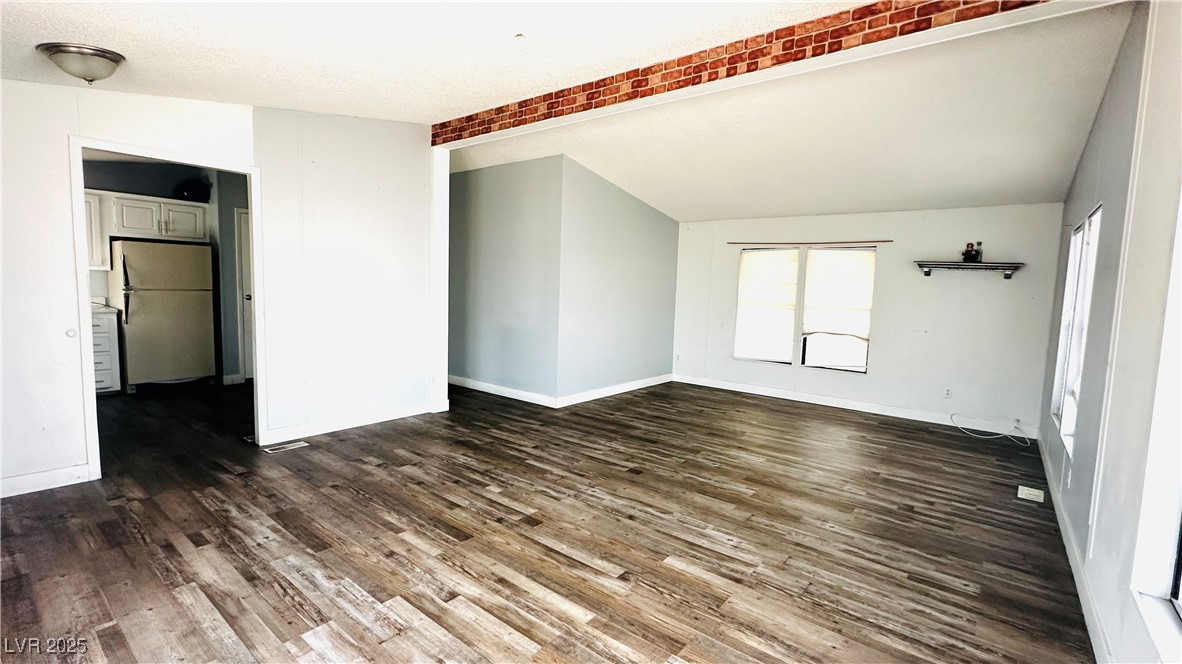 6035 Bluehill Avenue Property Photo 4