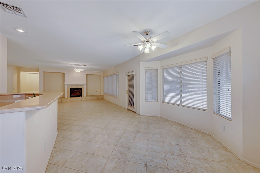 2056 Oliver Springs Street Property Photo 7