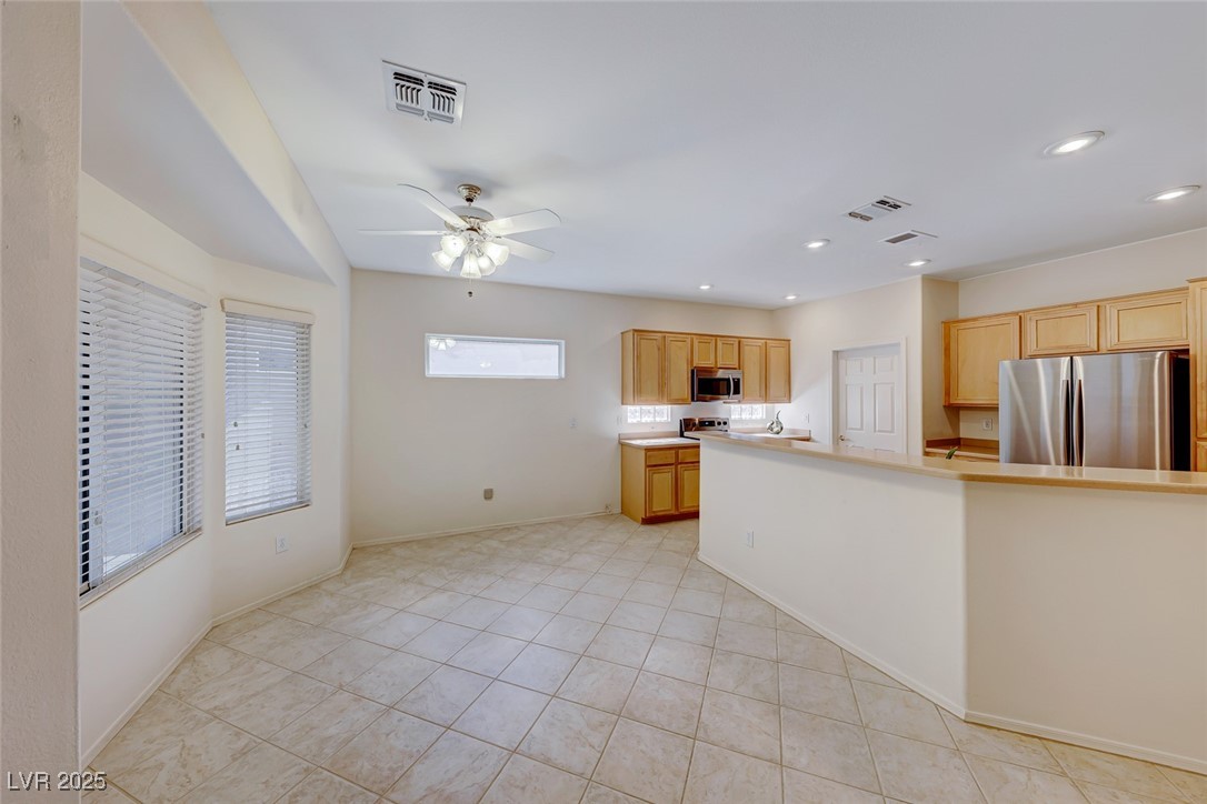 2056 Oliver Springs Street Property Photo 8
