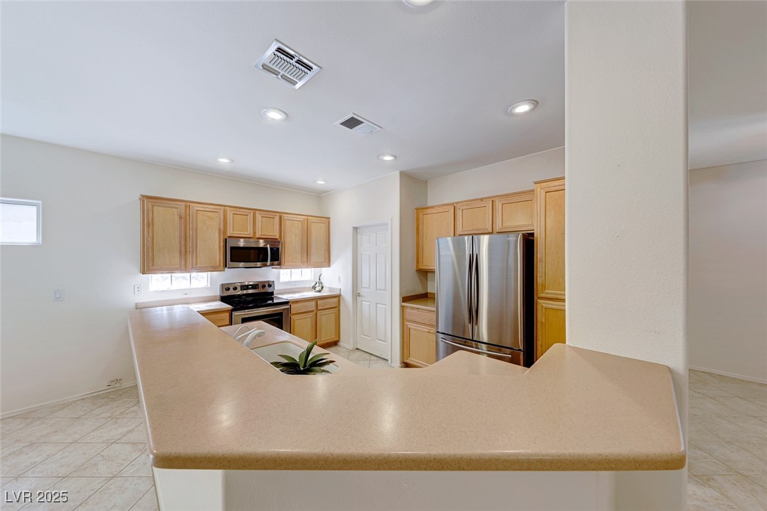 2056 Oliver Springs Street Property Photo 10