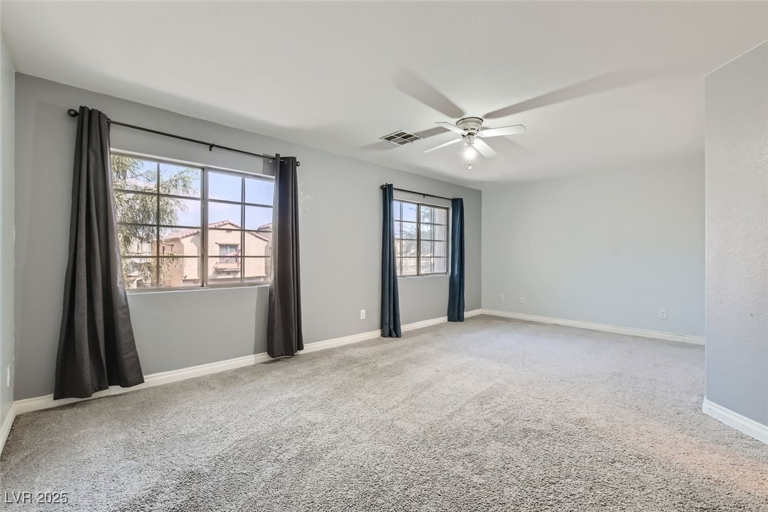 2905 Vigilante Court Property Photo 19
