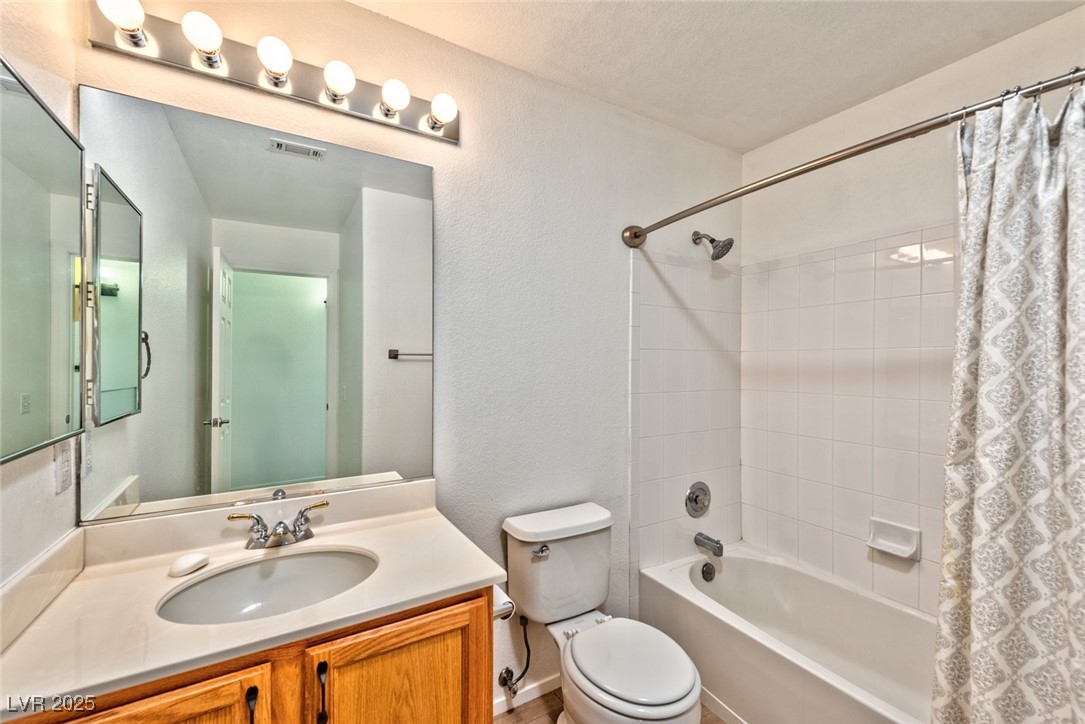 2152 Jasper Bluff Street 201 Property Photo 8