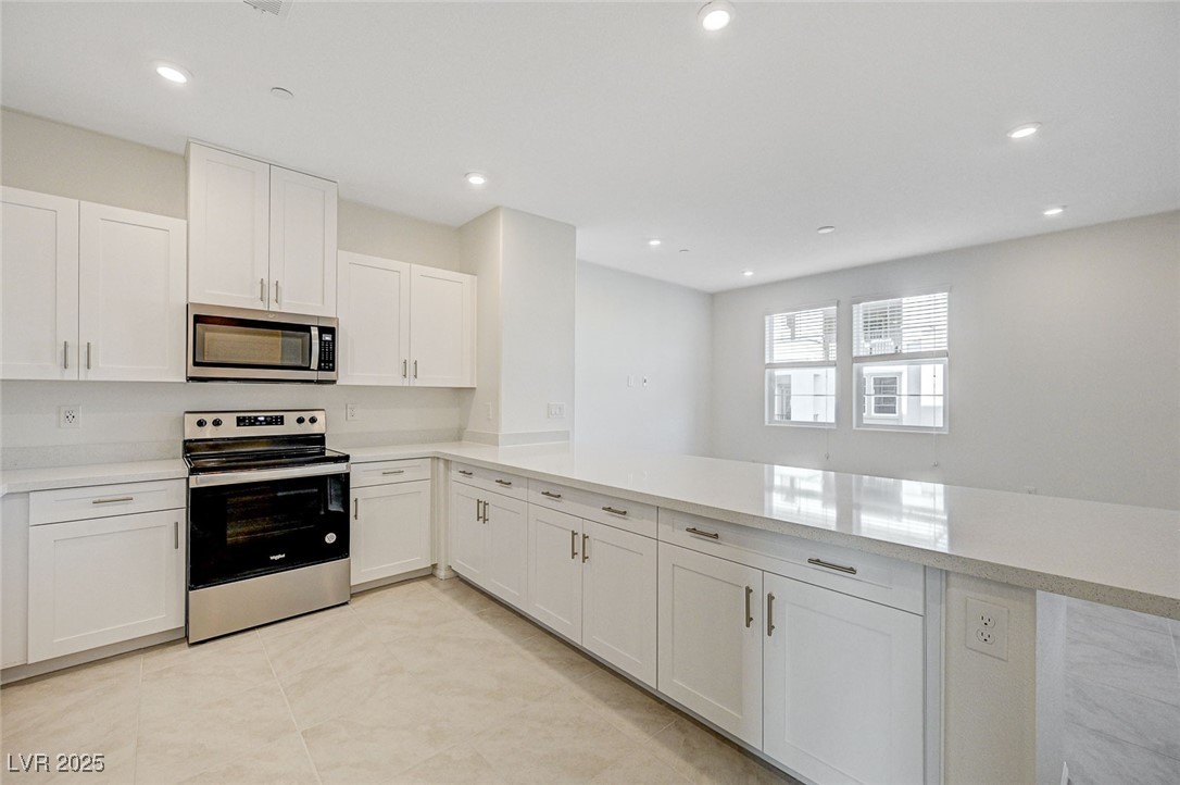 5736 Crenellated Street Property Photo 8