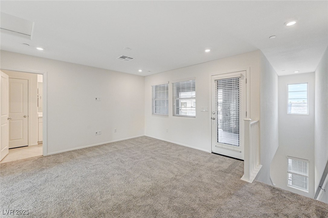 5736 Crenellated Street Property Photo 13