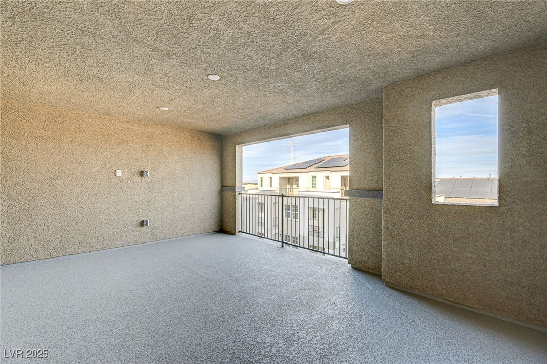 5736 Crenellated Street Property Photo 15