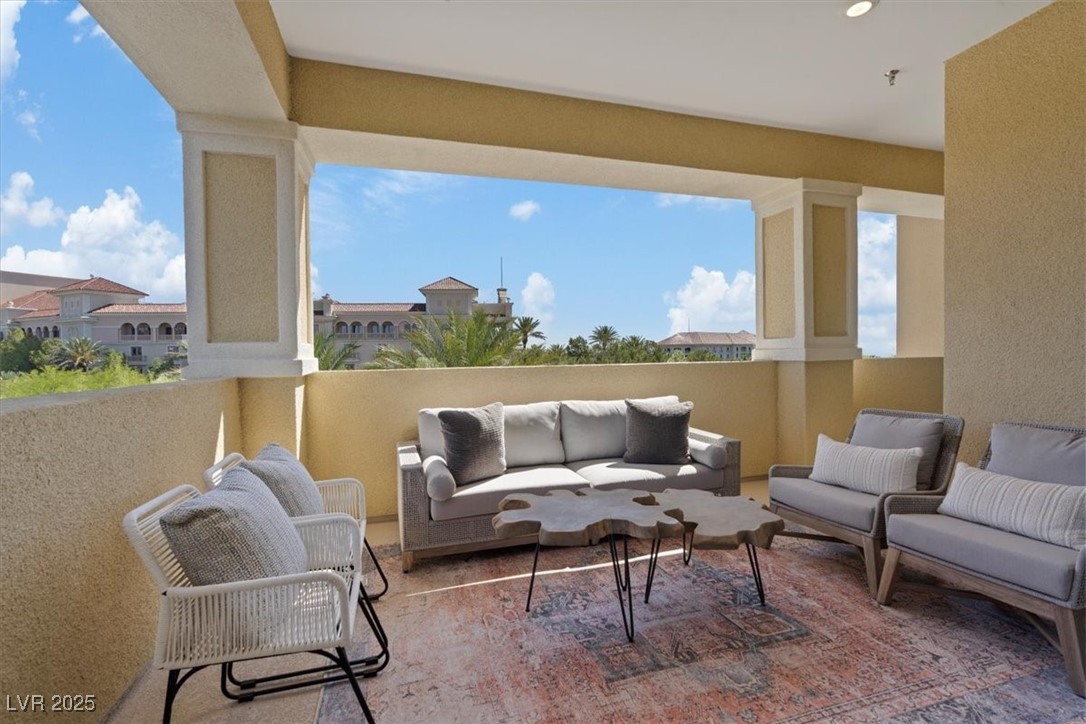 120 Los Cabos Drive 301 Property Photo 41
