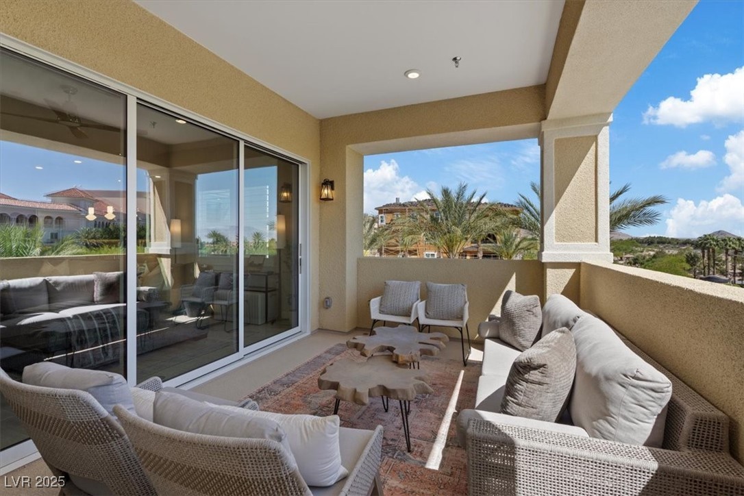 120 Los Cabos Drive 301 Property Photo 42
