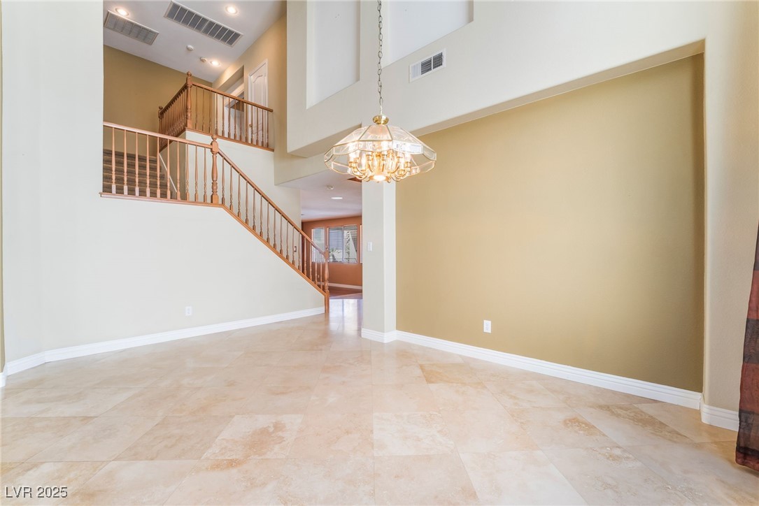 395 Suzanne Peak Court Property Photo 11