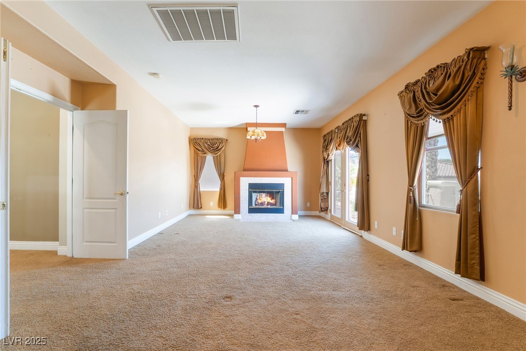 395 Suzanne Peak Court Property Photo 29
