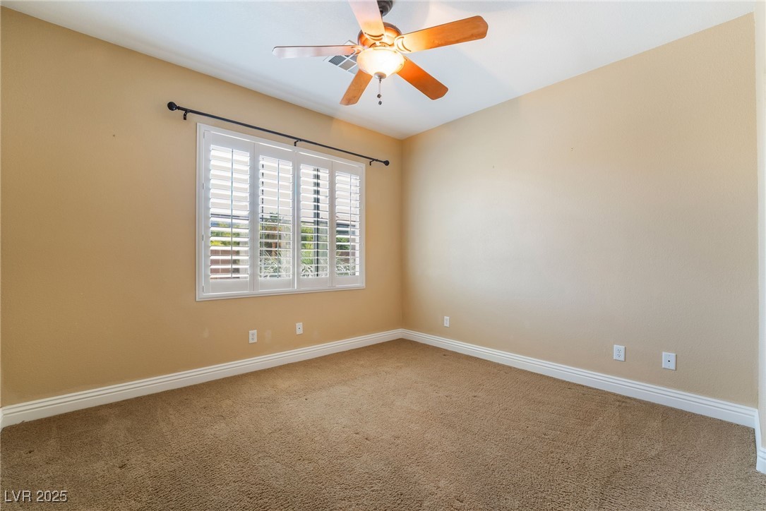 395 Suzanne Peak Court Property Photo 40