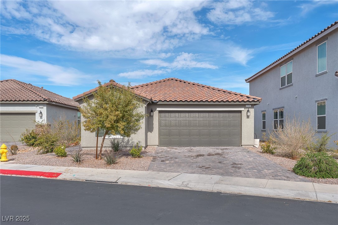 8106 Guadiano Avenue Property Photo