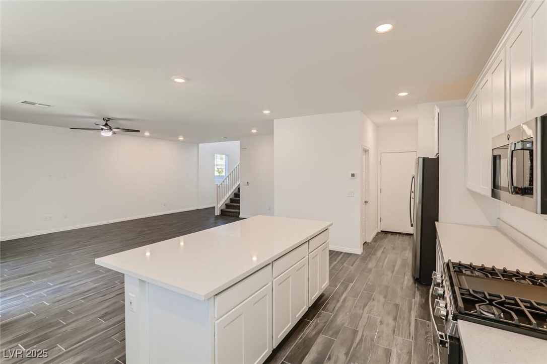 4208 Bayley Skye Property Photo 10