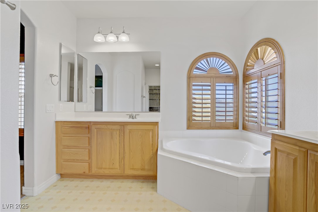 8005 Egypt Meadows Avenue Property Photo 38