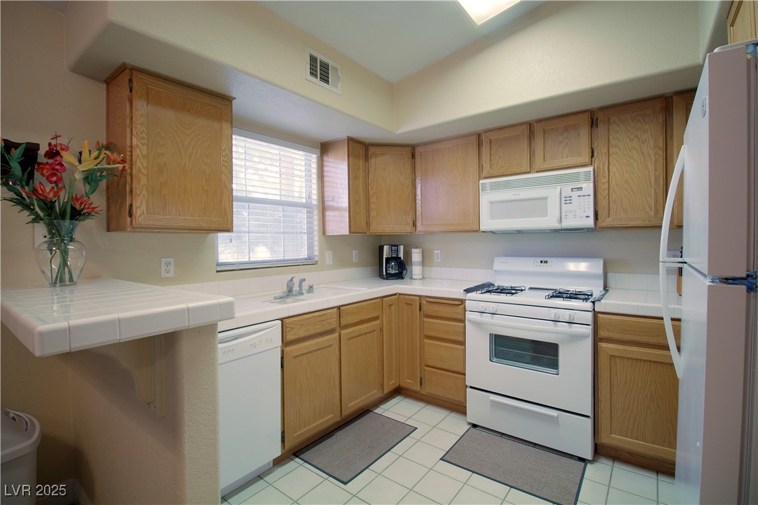 520 Arrowhead Trail 1121 Property Photo 5