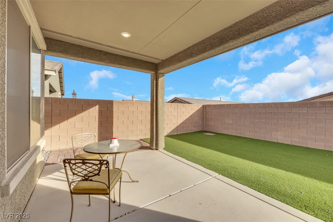 2261 Cold Canyon Avenue Property Photo 32