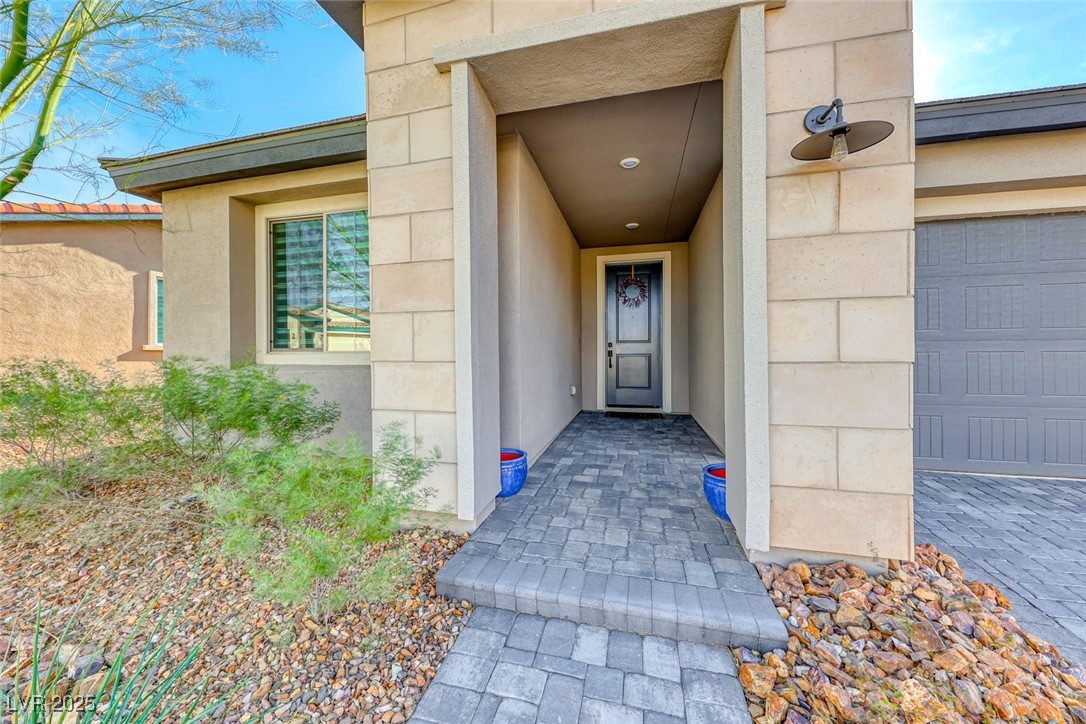 29 Sun Mirage Avenue Property Photo 3