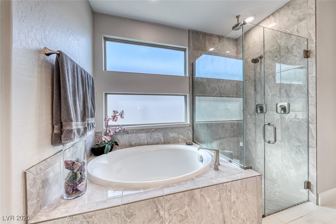 29 Sun Mirage Avenue Property Photo 24