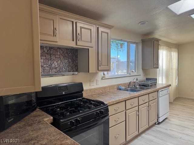 5621 Tahoe Drive Property Photo 9