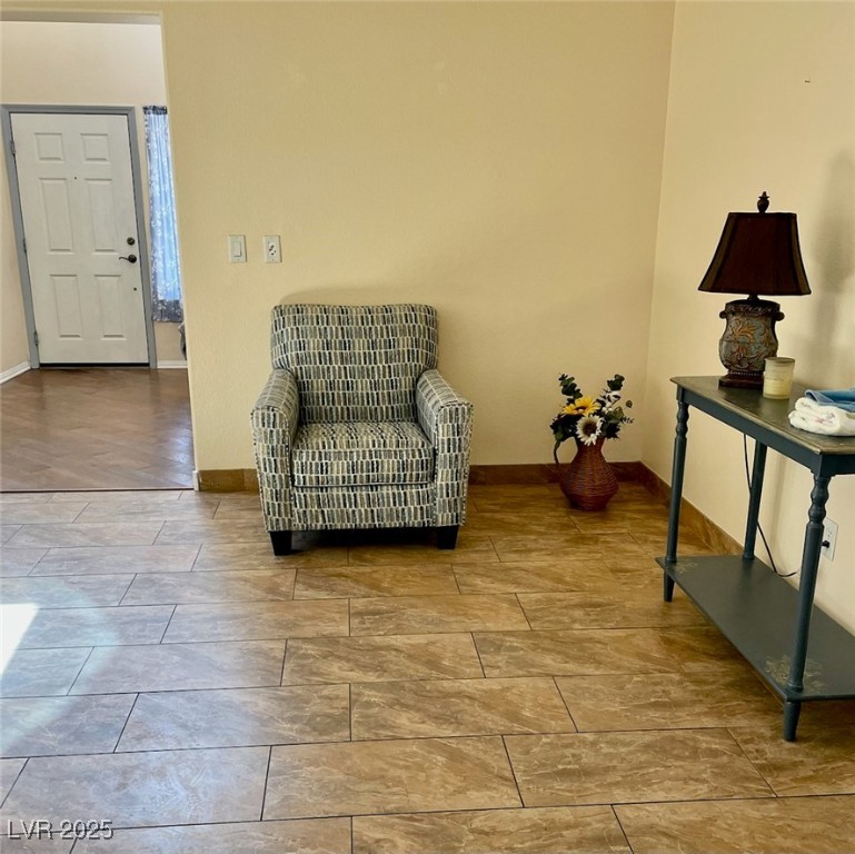 9022 Sosa Creek Avenue Property Photo 9