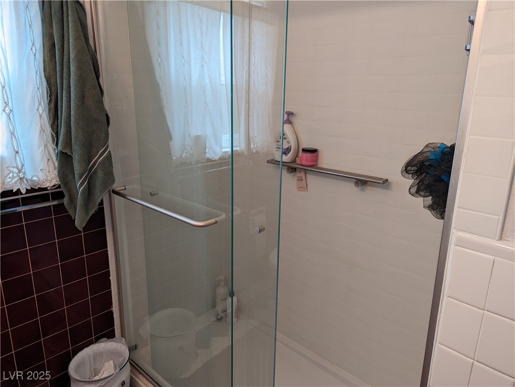 561 Main Property Photo 19