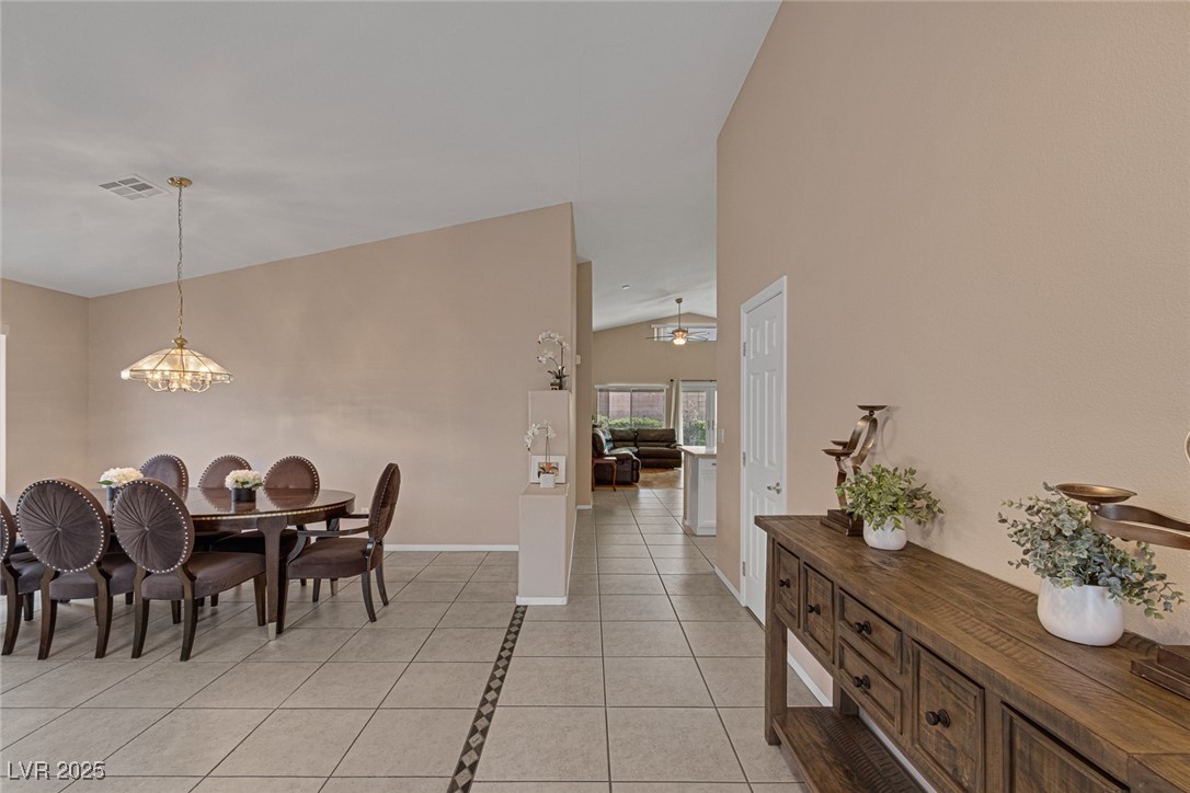 830 Roaring Falls Avenue Property Photo 6