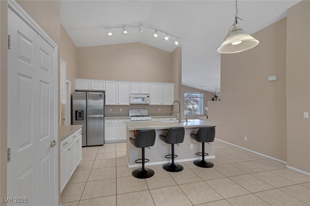 830 Roaring Falls Avenue Property Photo 13
