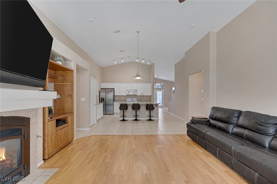 830 Roaring Falls Avenue Property Photo 22